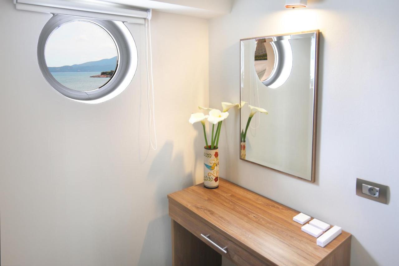 Sunrise Bay Apts Agia Efimia ภายนอก รูปภาพ